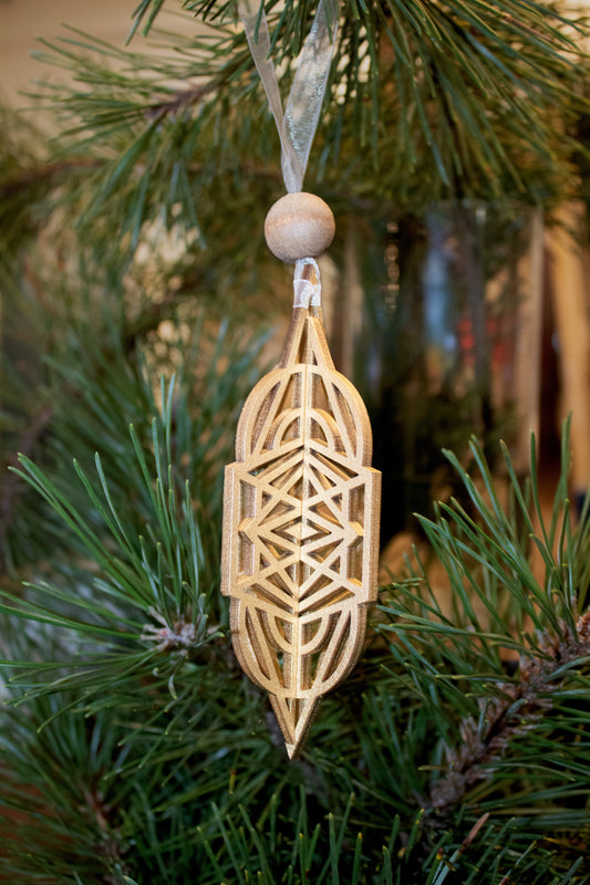 2024 Ornament: Glow