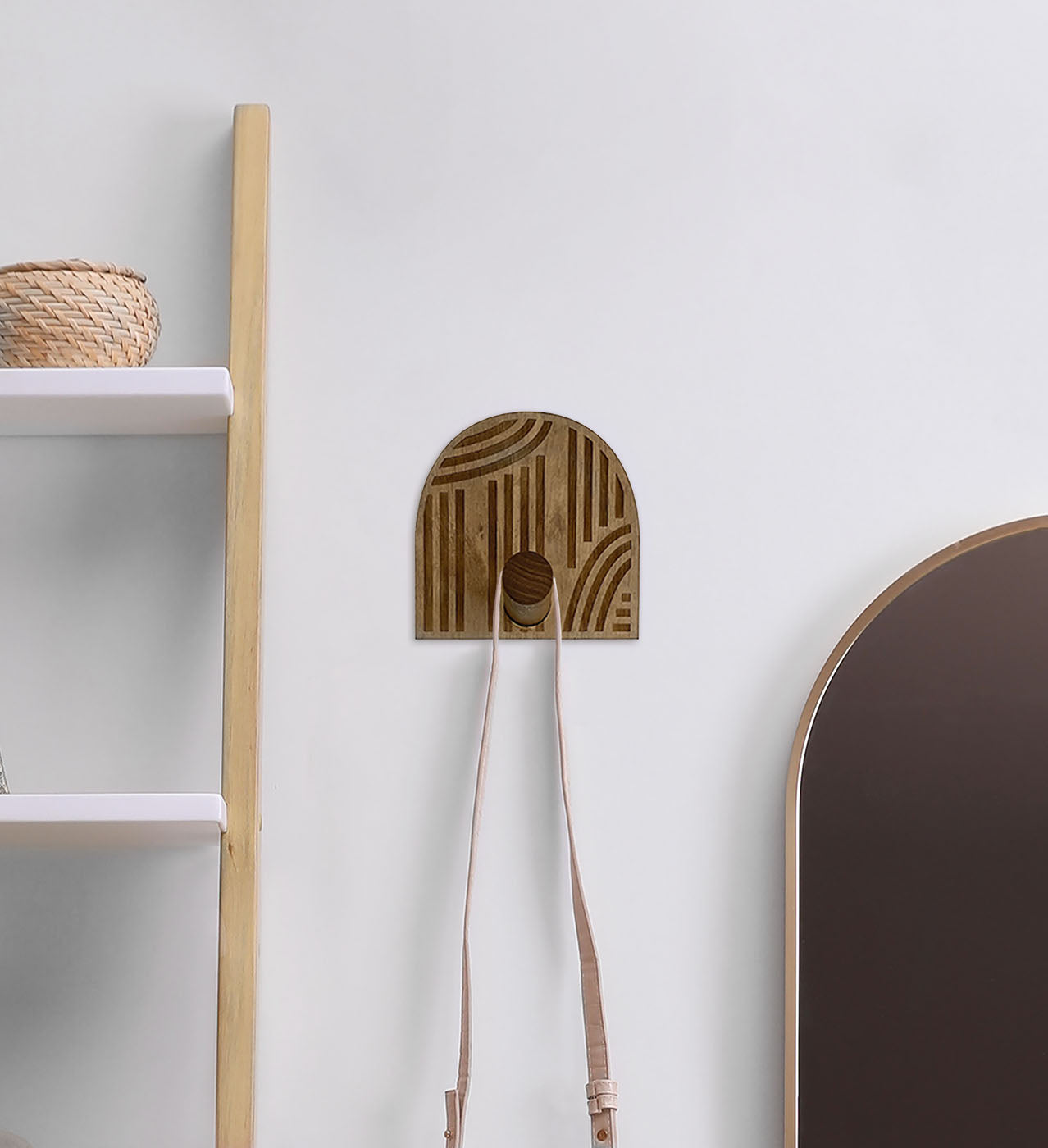 Bend: Birdie Decorative Wood Wall Hook